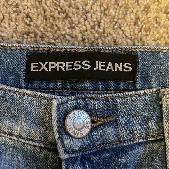 LIKE NEW- Express Jeans, size 2R - Picture 5 of 6